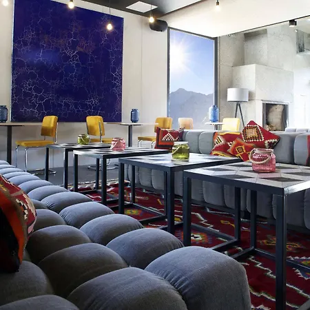 Totem, Friendly & Hotel 4*