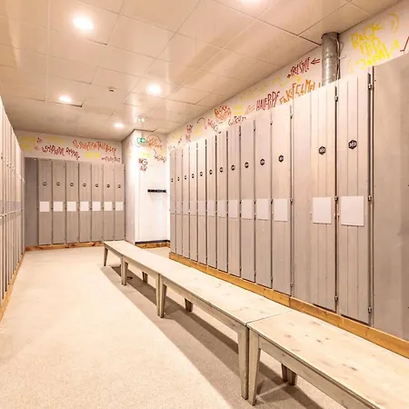 Totem, Friendly & Hotel 3*