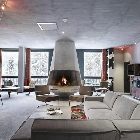 Totem, Friendly & Flaine