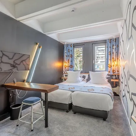 Totem, Friendly & 3*