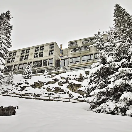 Totem, Friendly & Hotel Flaine